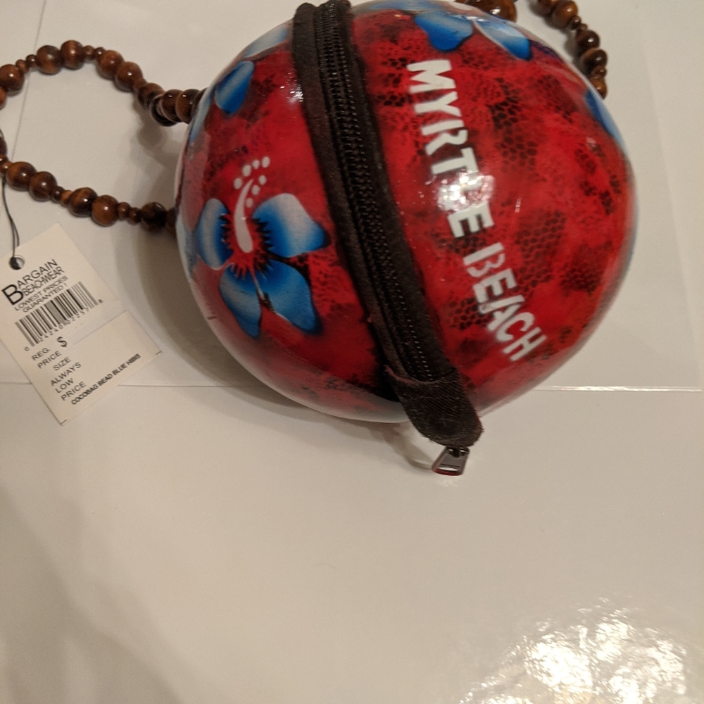 NWT coconut purse